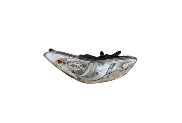 Hyundai Elantra headlight assembly side view, clear lens halogen headlamp 2012-2016
